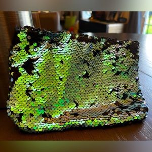 Ipsy Glambag Mermaid-like Sequined in Black, Blue , & Green, NEW Never Used